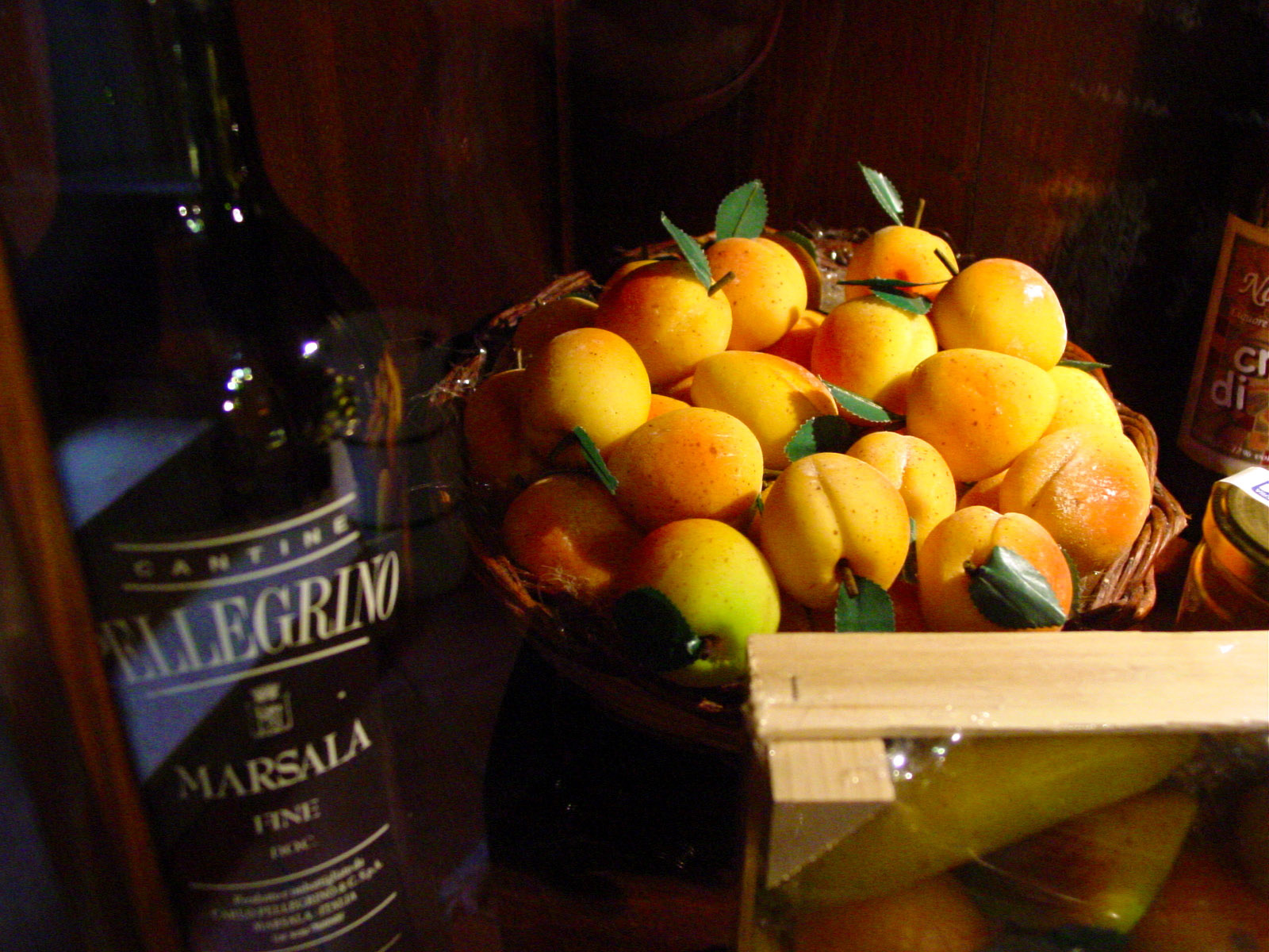 Markets, Wineries & Hidden Trattorias